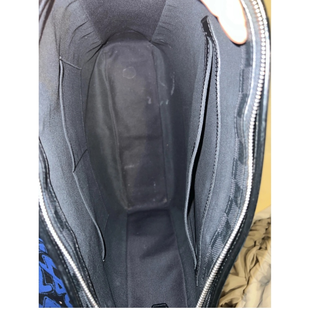 Louis Vuitton Tadao men’s bag - Picture 5 of 8